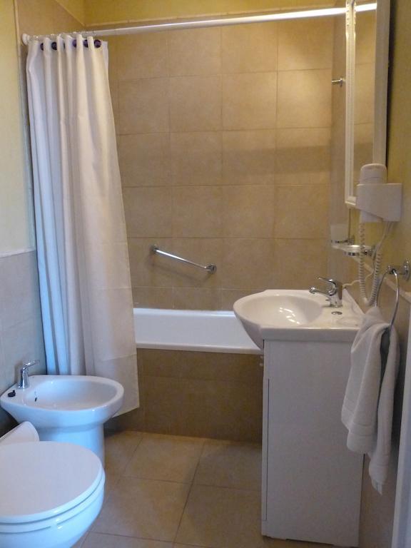 Hotel Nuevos Horizontes Tandil Pokoj fotografie